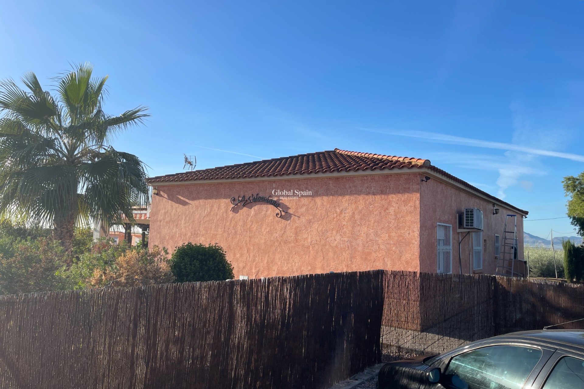 Venta - CASA -
CREVILLENTE - Inland