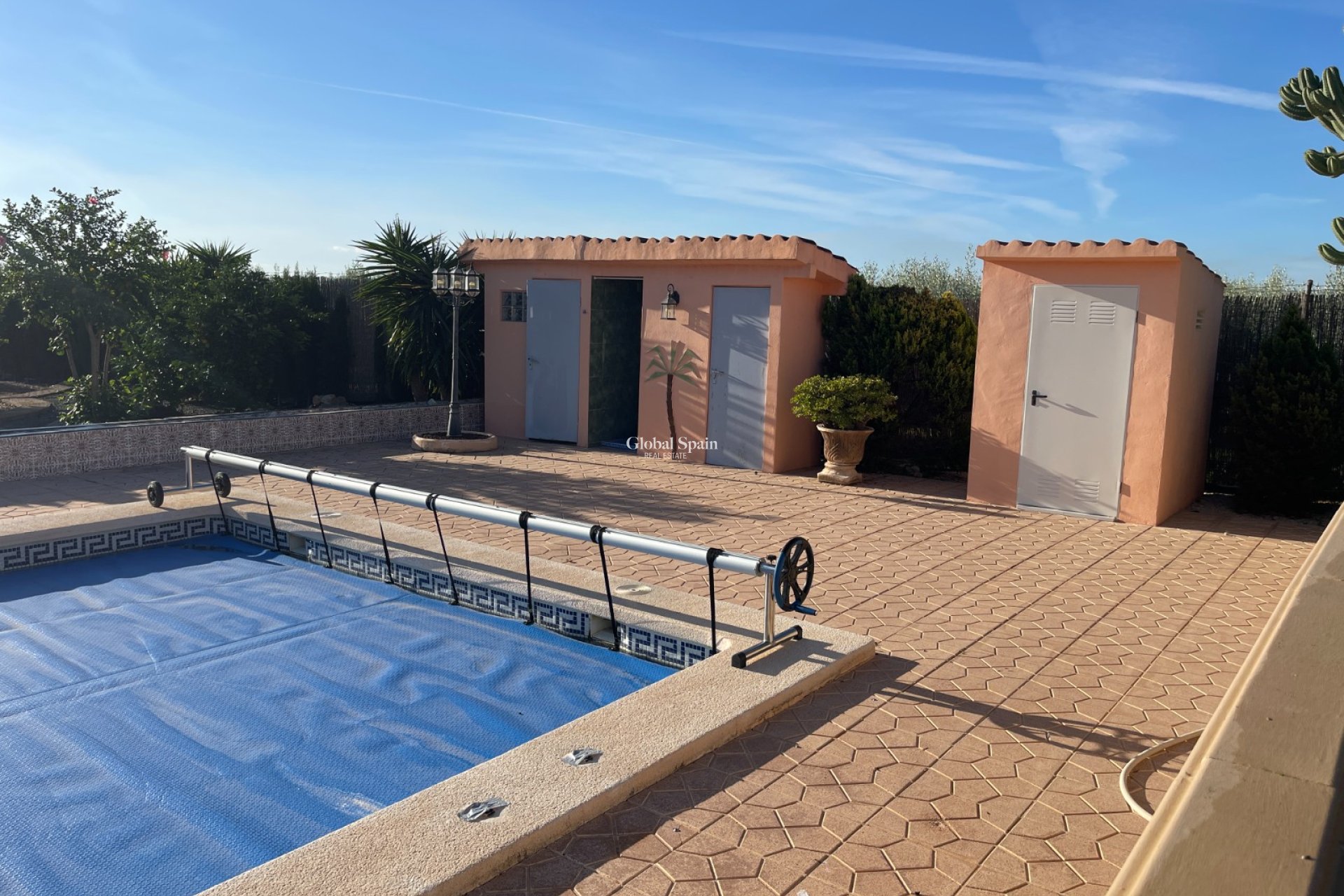 Venta - CASA -
CREVILLENTE - Inland