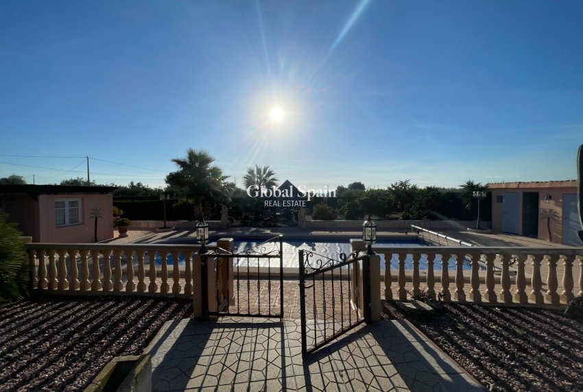 Venta - CASA -
CREVILLENTE - Inland