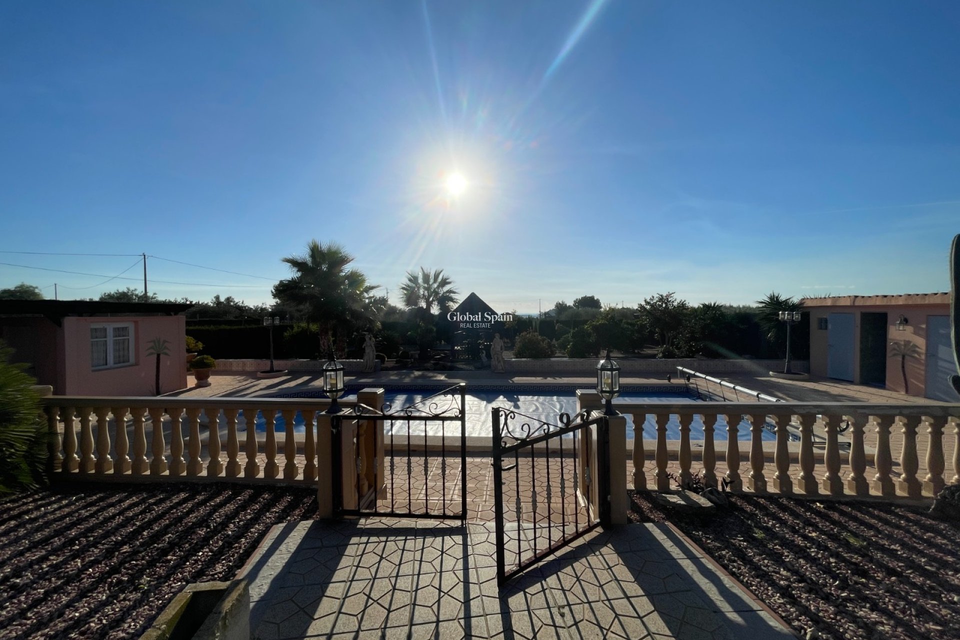 Venta - CASA -
CREVILLENTE - Inland