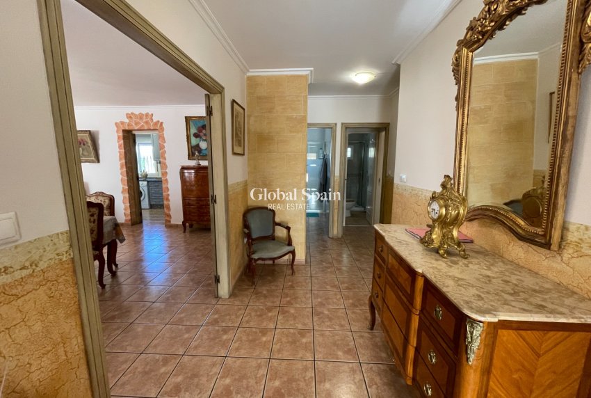 Venta - CASA -
CREVILLENTE - Inland