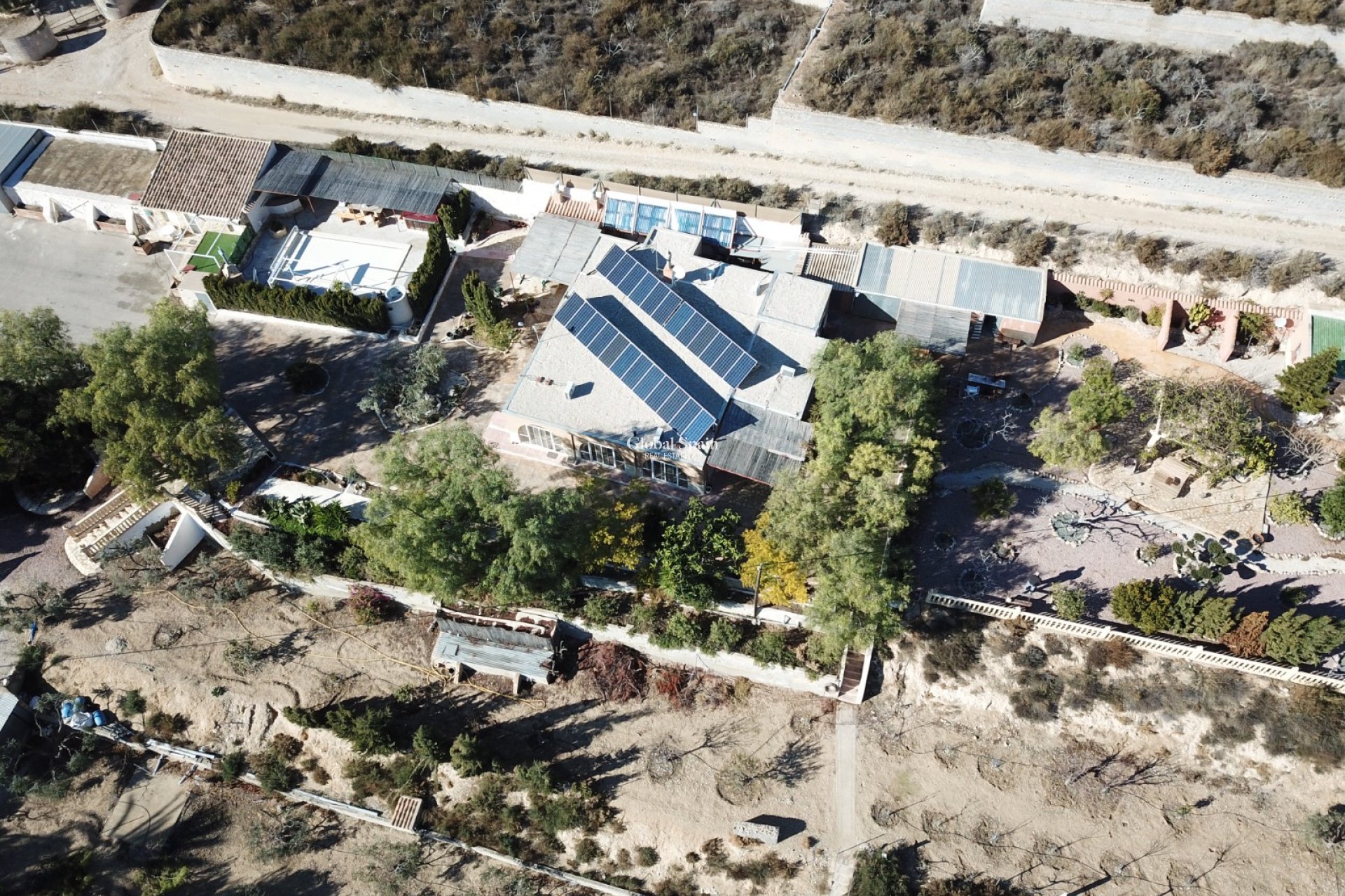 Venta - CASA -
CREVILLENTE - Inland