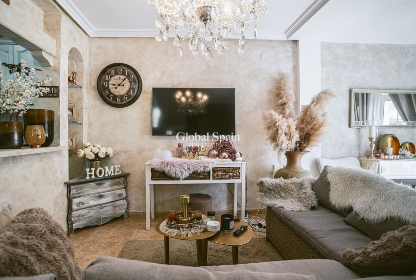 Venta - Casa Cuádruple -
ORIHUELA COSTA - La Florida