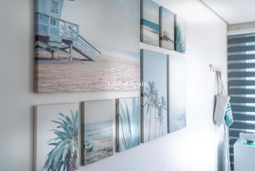 Venta - Casa Cuádruple -
TORREVIEJA - Aguas Nuevas