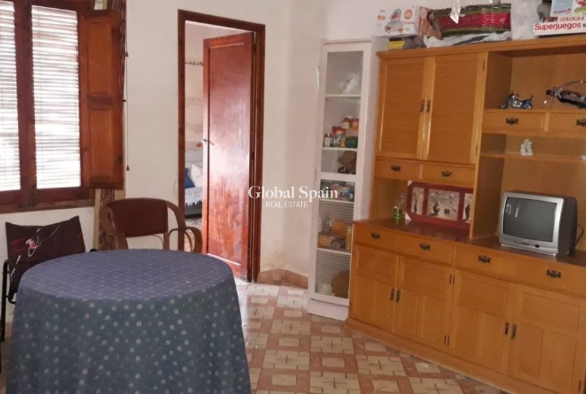 Venta - CASA -
DAYA NUEVA - Costa Blanca