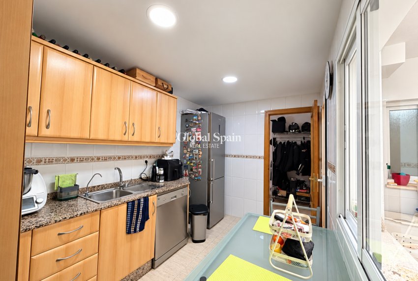 Venta - CASA -
DAYA NUEVA - Costa Blanca