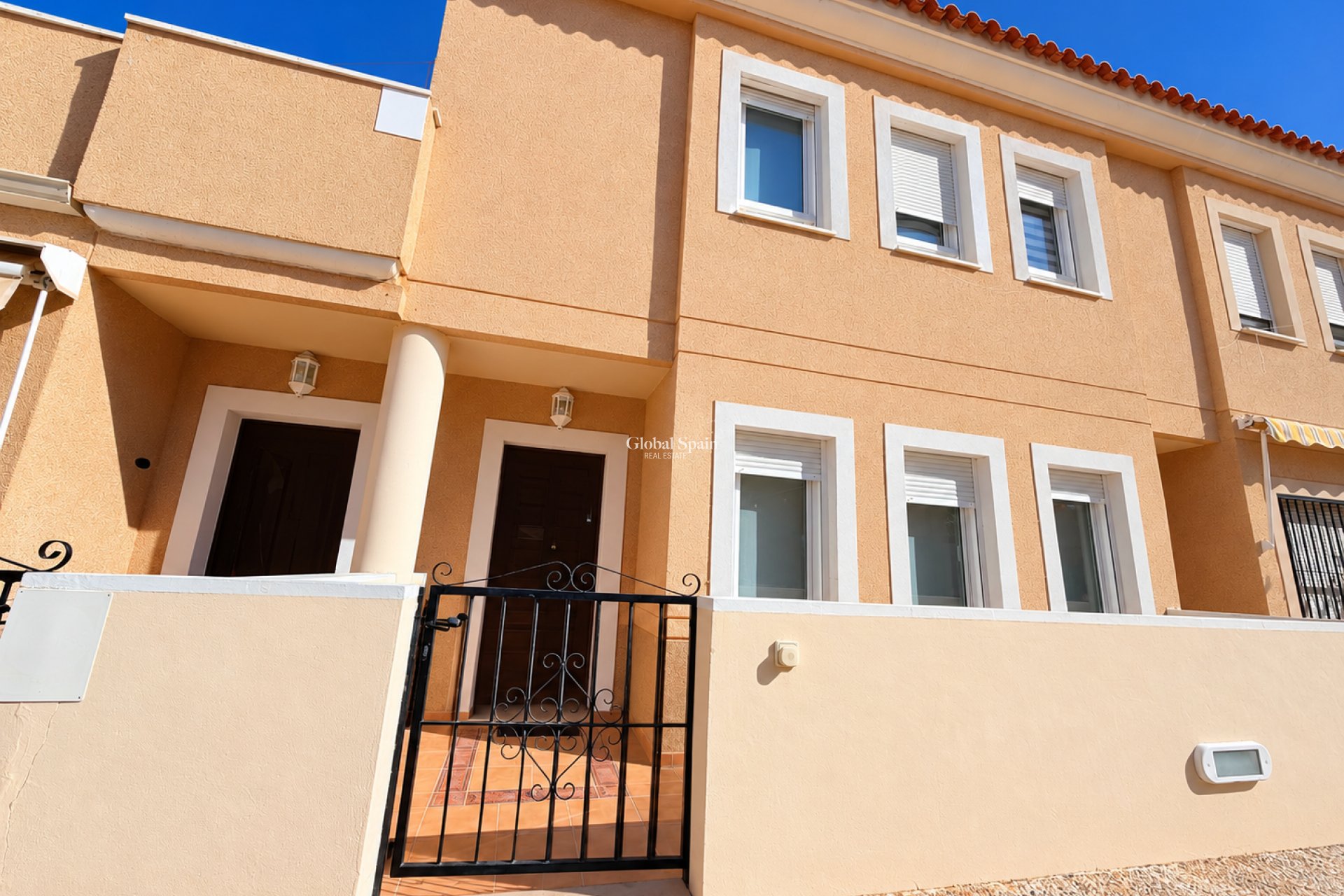 Venta - CASA -
DAYA NUEVA - Costa Blanca