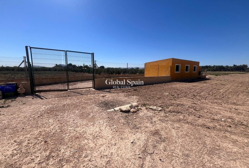 Venta - CASA -
DAYA NUEVA - La Bodega