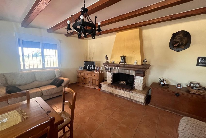 Venta - CASA -
DAYA NUEVA - La Bodega