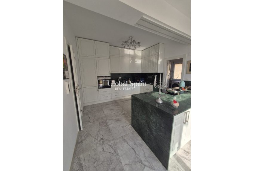 Venta - CASA -
DAYA VIEJA - Costa Blanca