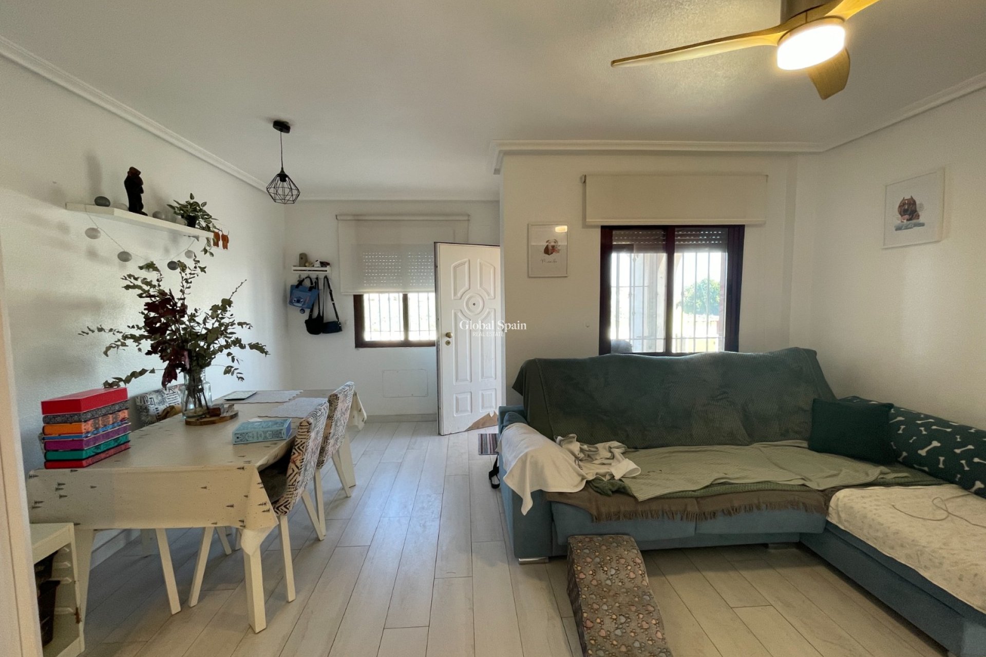 Venta - CASA -
DAYA VIEJA - Costa Blanca
