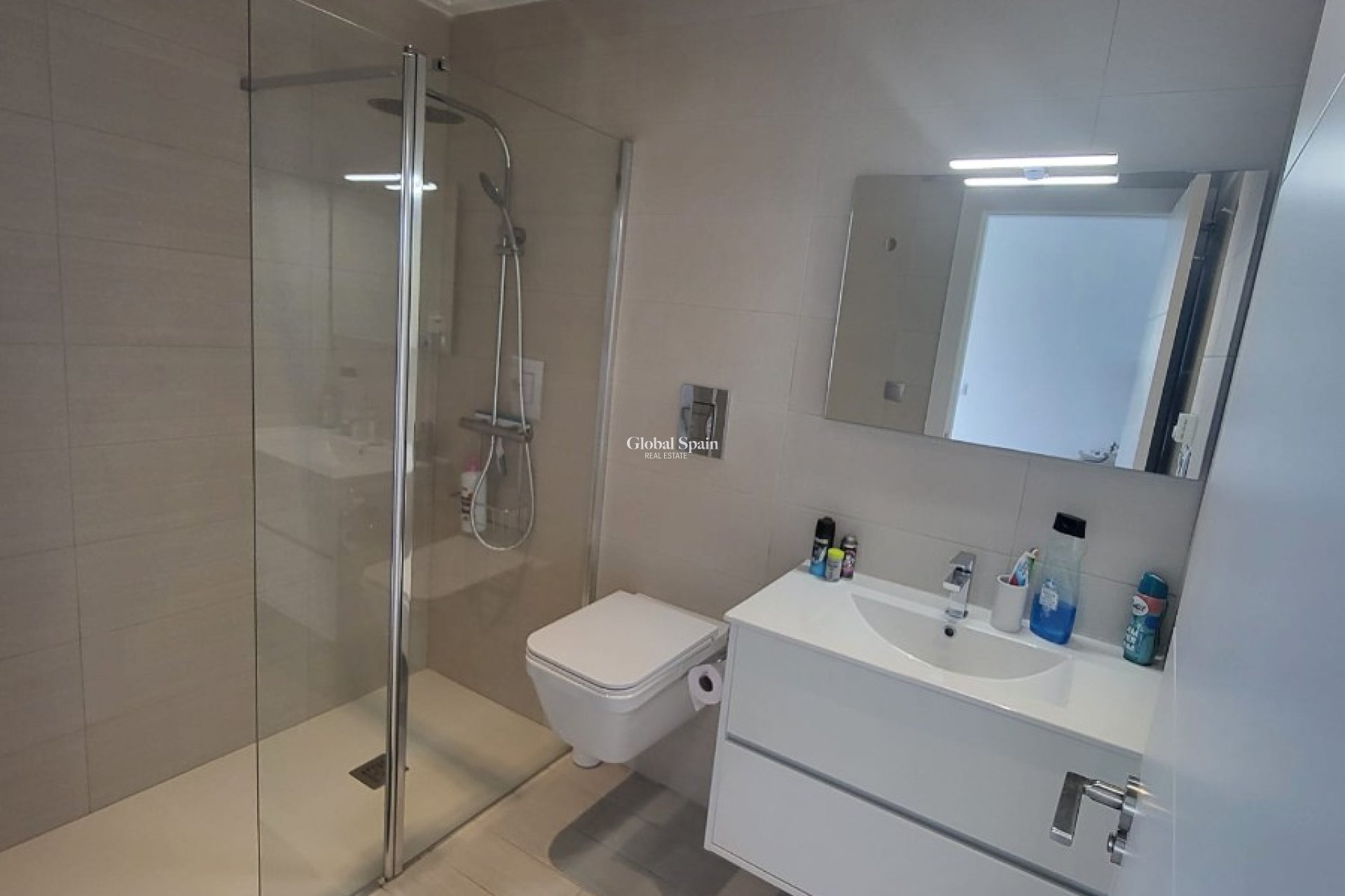 Venta - CASA -
DAYA VIEJA - Costa Blanca