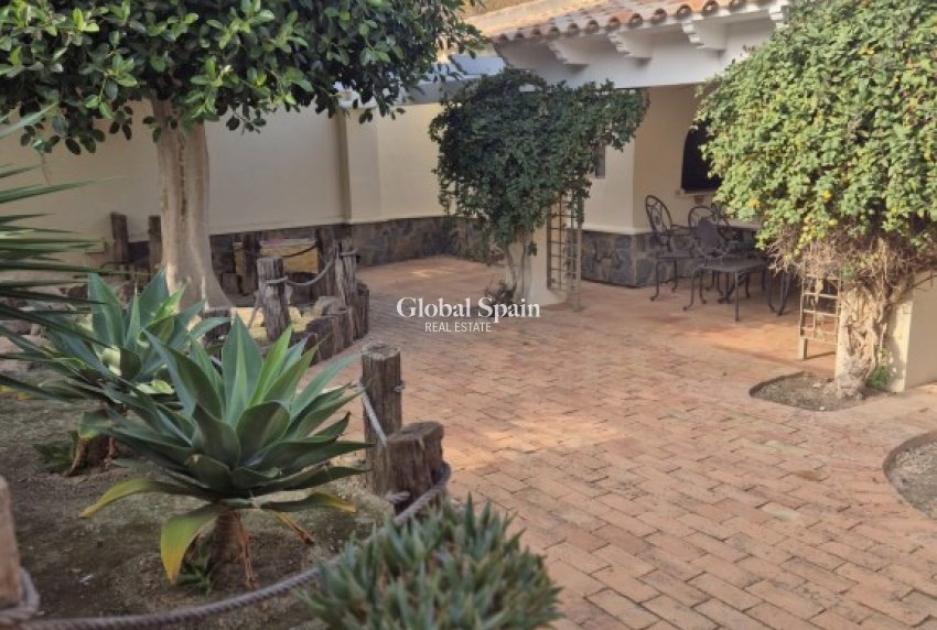 Venta - CASA -
DAYA VIEJA - Costa Blanca