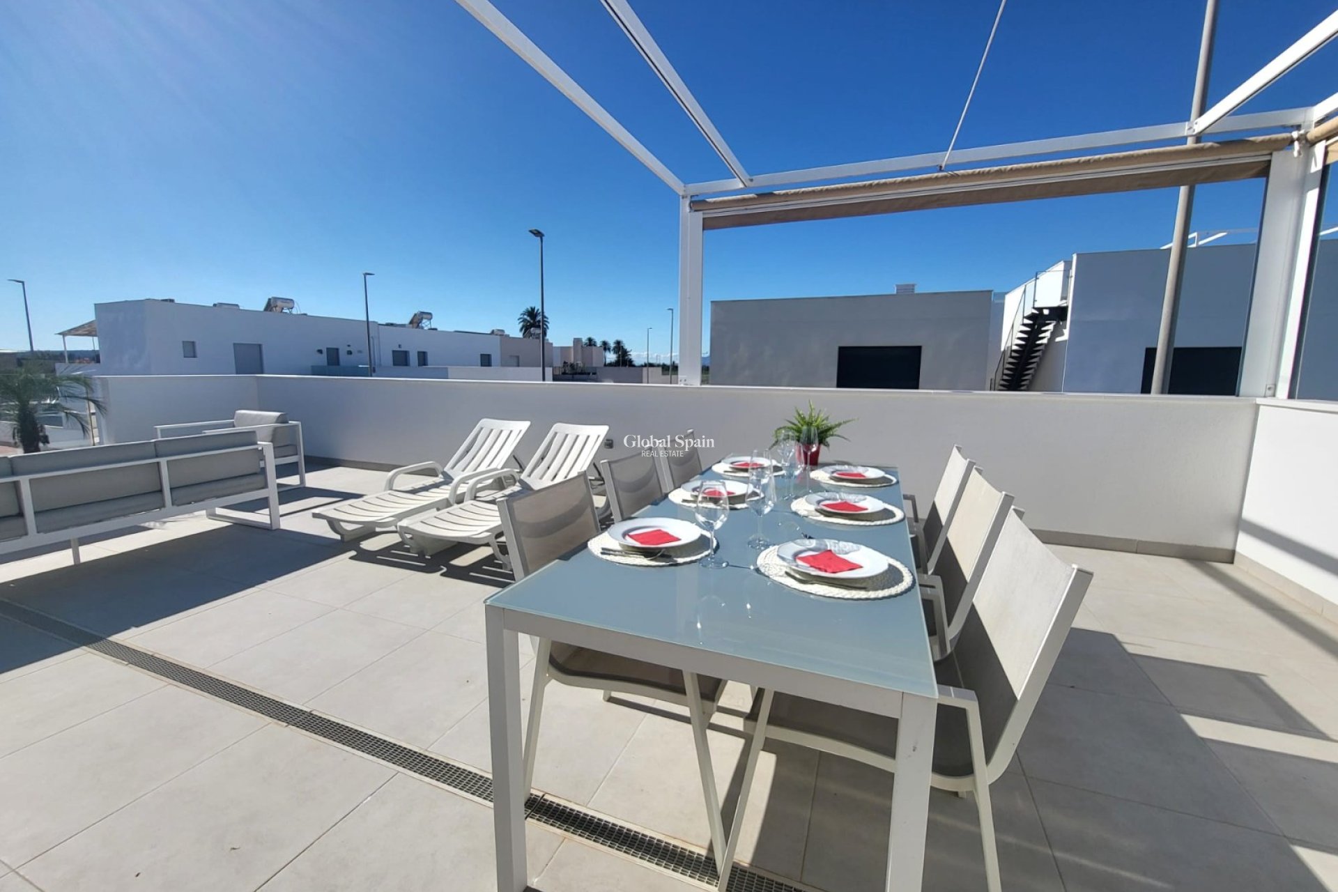 Venta - CASA -
DAYA VIEJA - Costa Blanca
