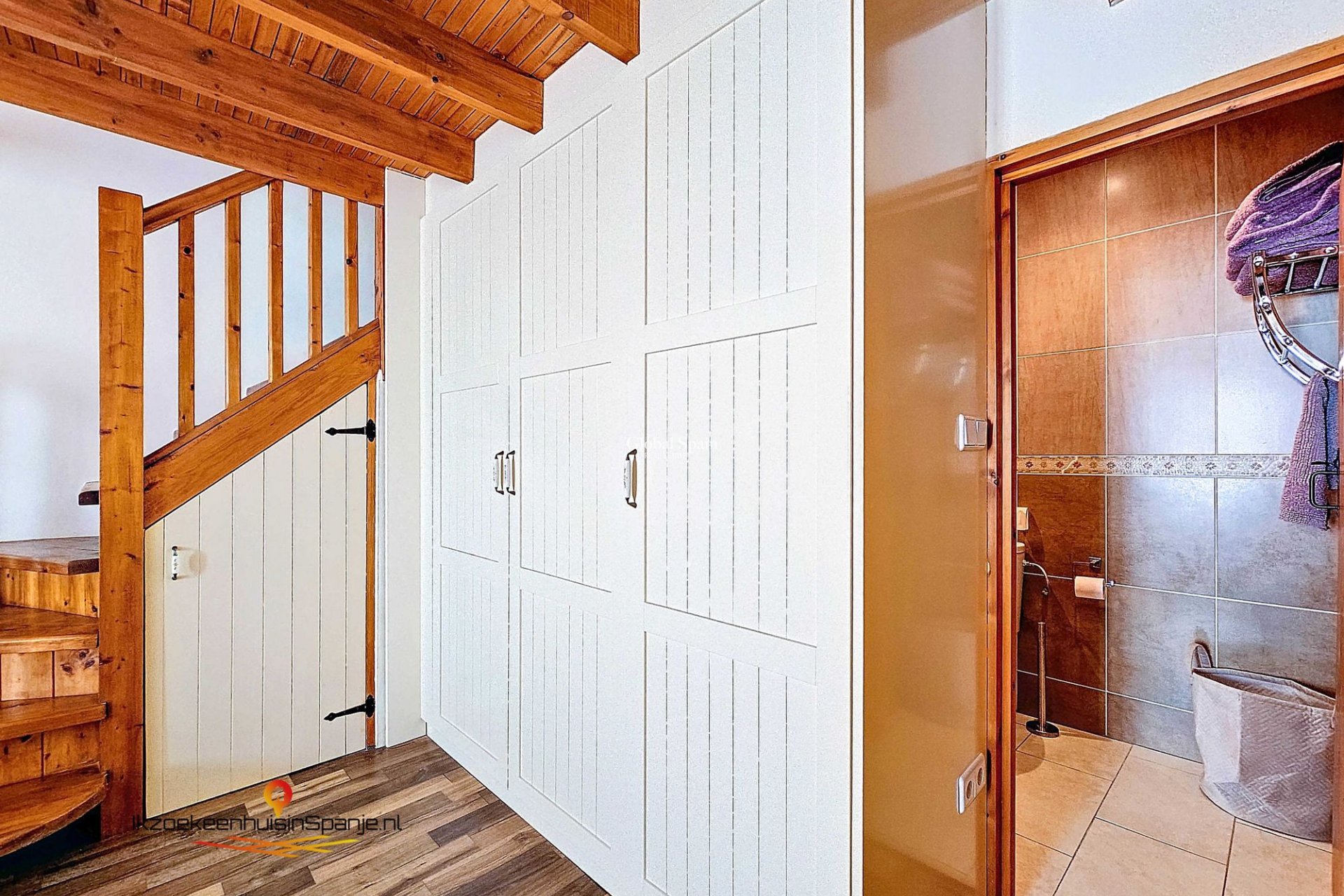 Venta - Casa de los hombres -
Abanilla