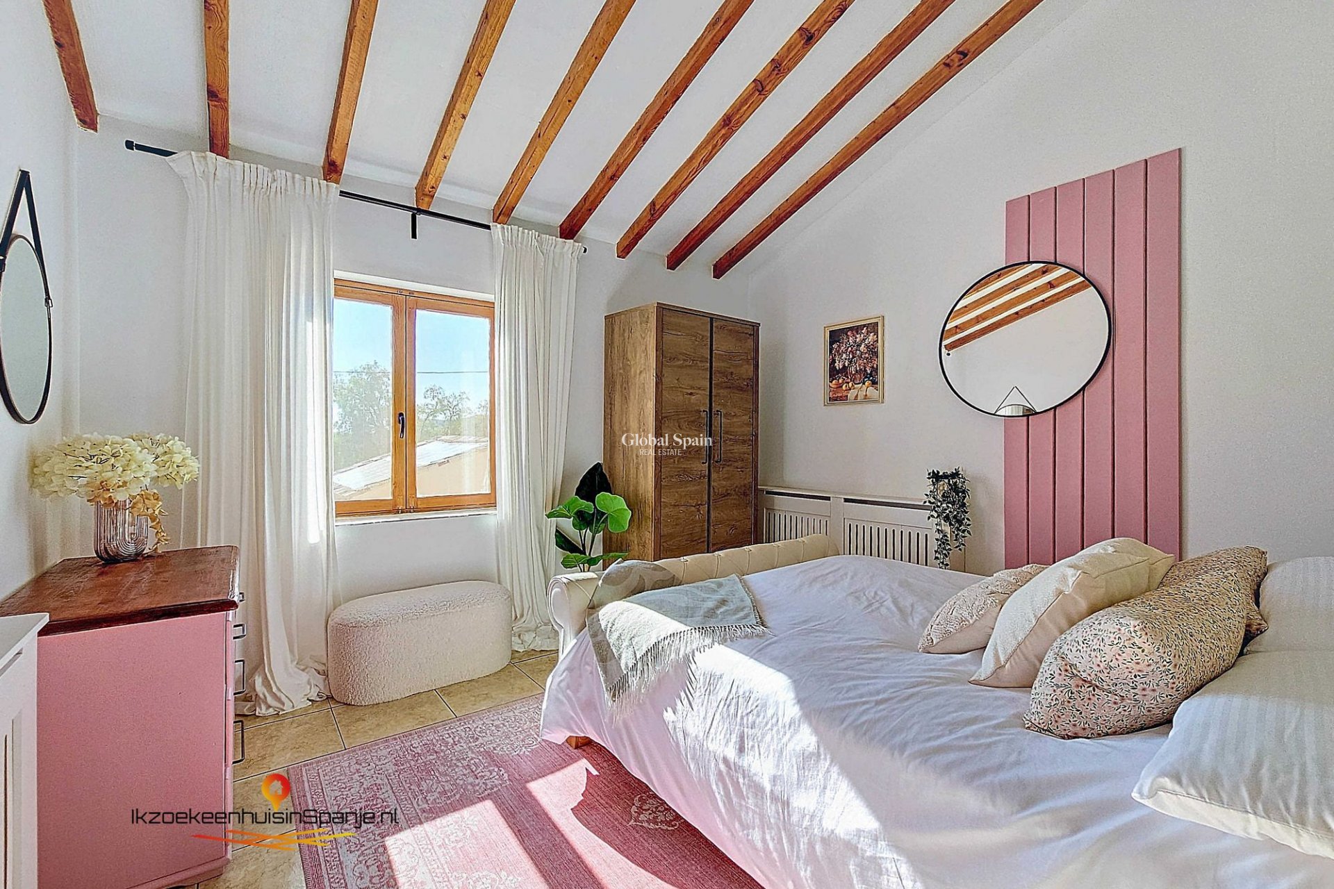 Venta - Casa de los hombres -
Abanilla