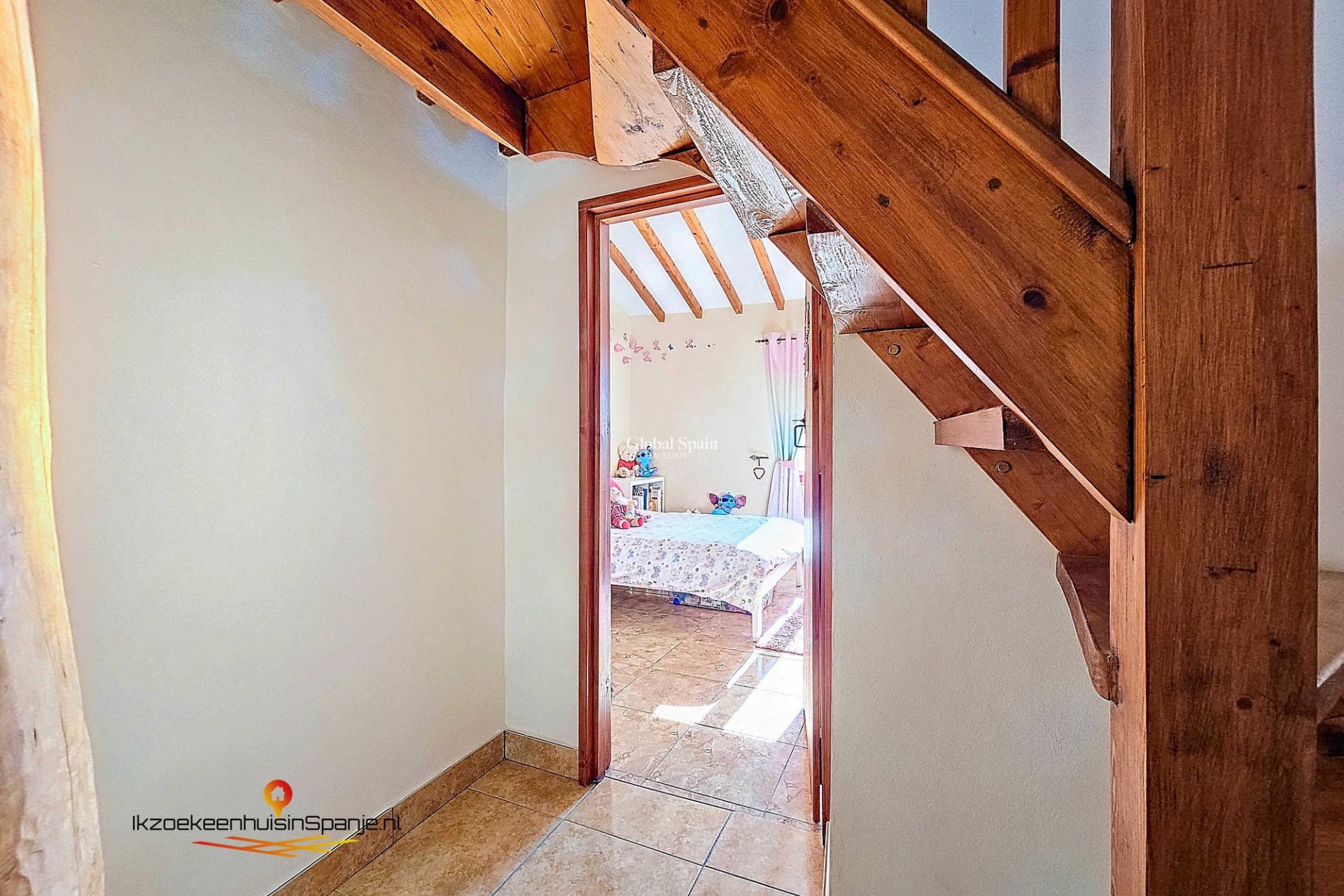 Venta - Casa de los hombres -
Abanilla