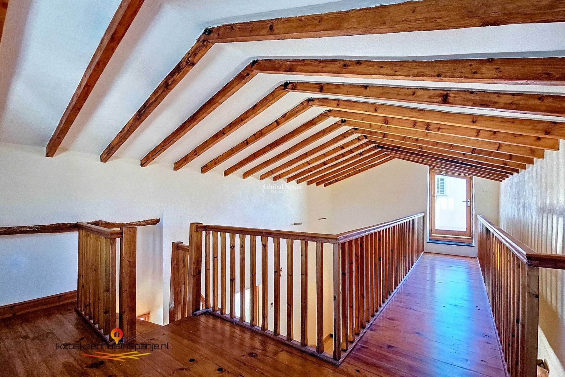 Venta - Casa de los hombres -
Abanilla