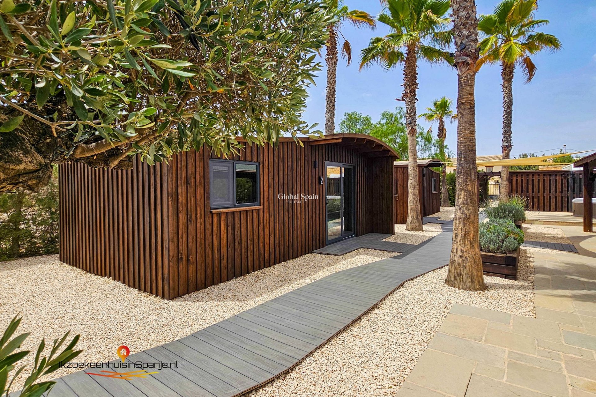 Venta - Casa de los hombres -
Abanilla