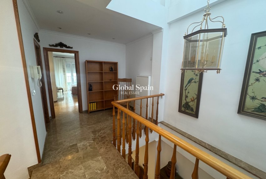 Venta - Casa de pueblo -
DAIMÚS - Pueblo