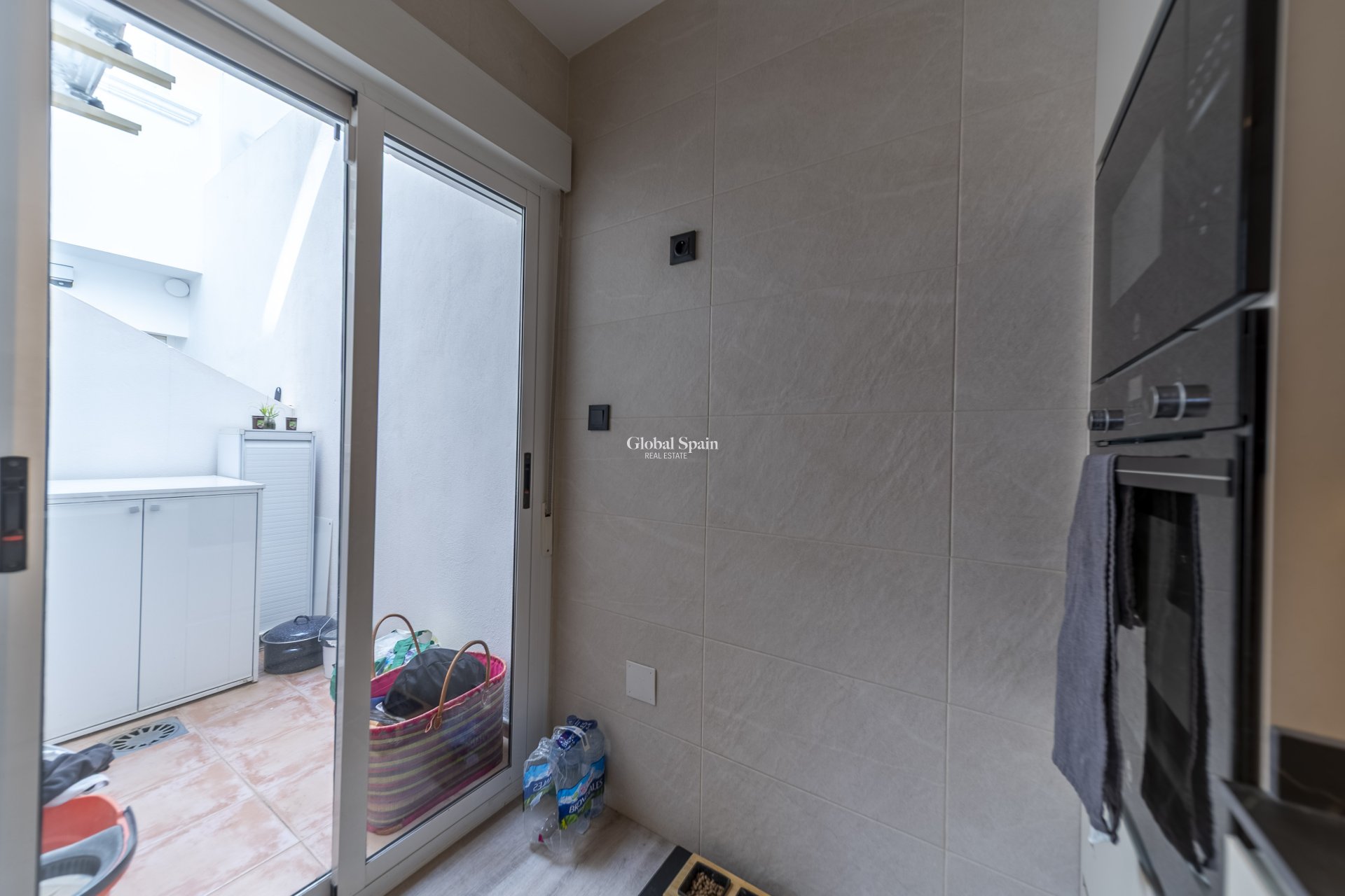 Venta - Casa de pueblo -
TORREVIEJA - LOS BALCONES - LOS ALTOS