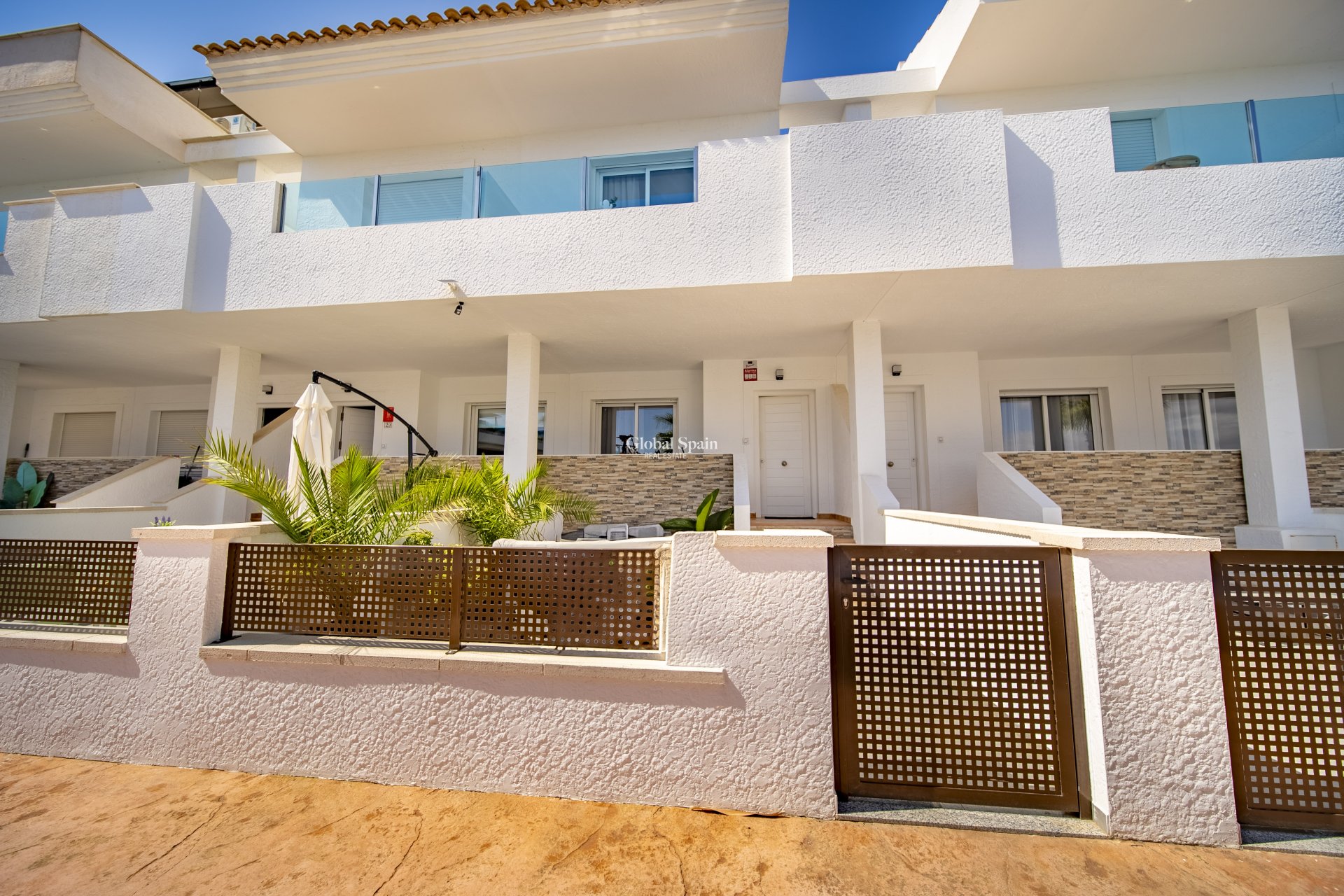 Venta - Casa de pueblo -
TORREVIEJA - LOS BALCONES - LOS ALTOS