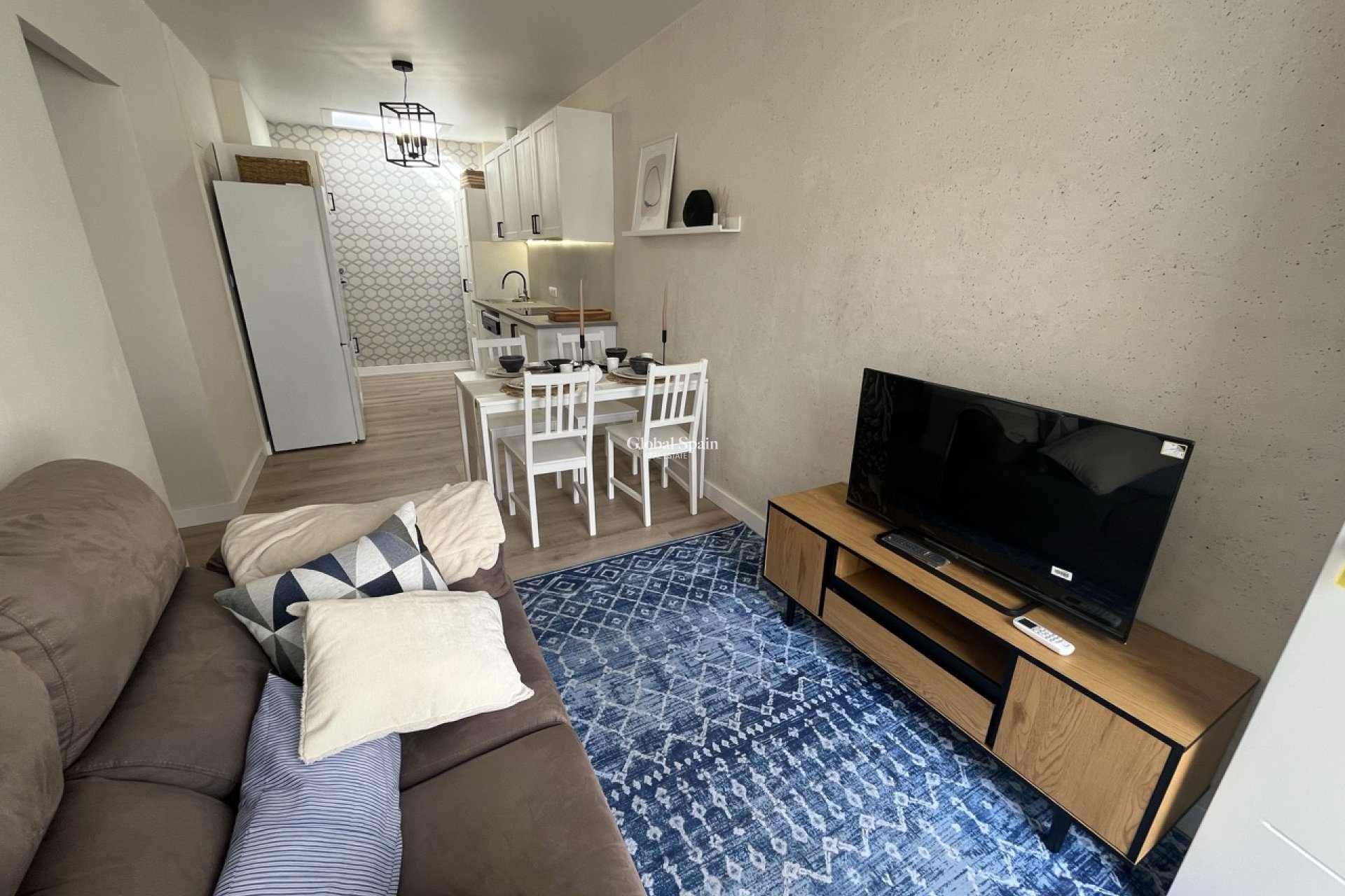 Venta - Casa de pueblo -
TORREVIEJA - Torreta - Florida