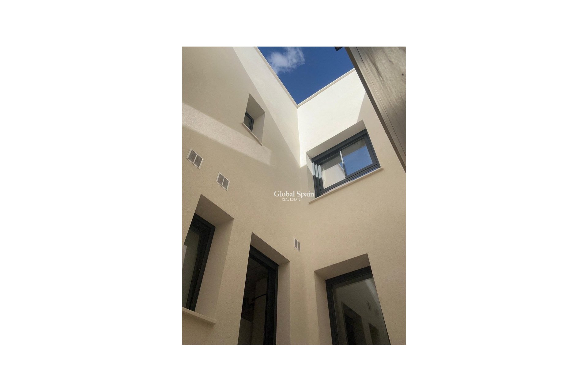 Venta - CASA -
DOLORES - Costa Blanca