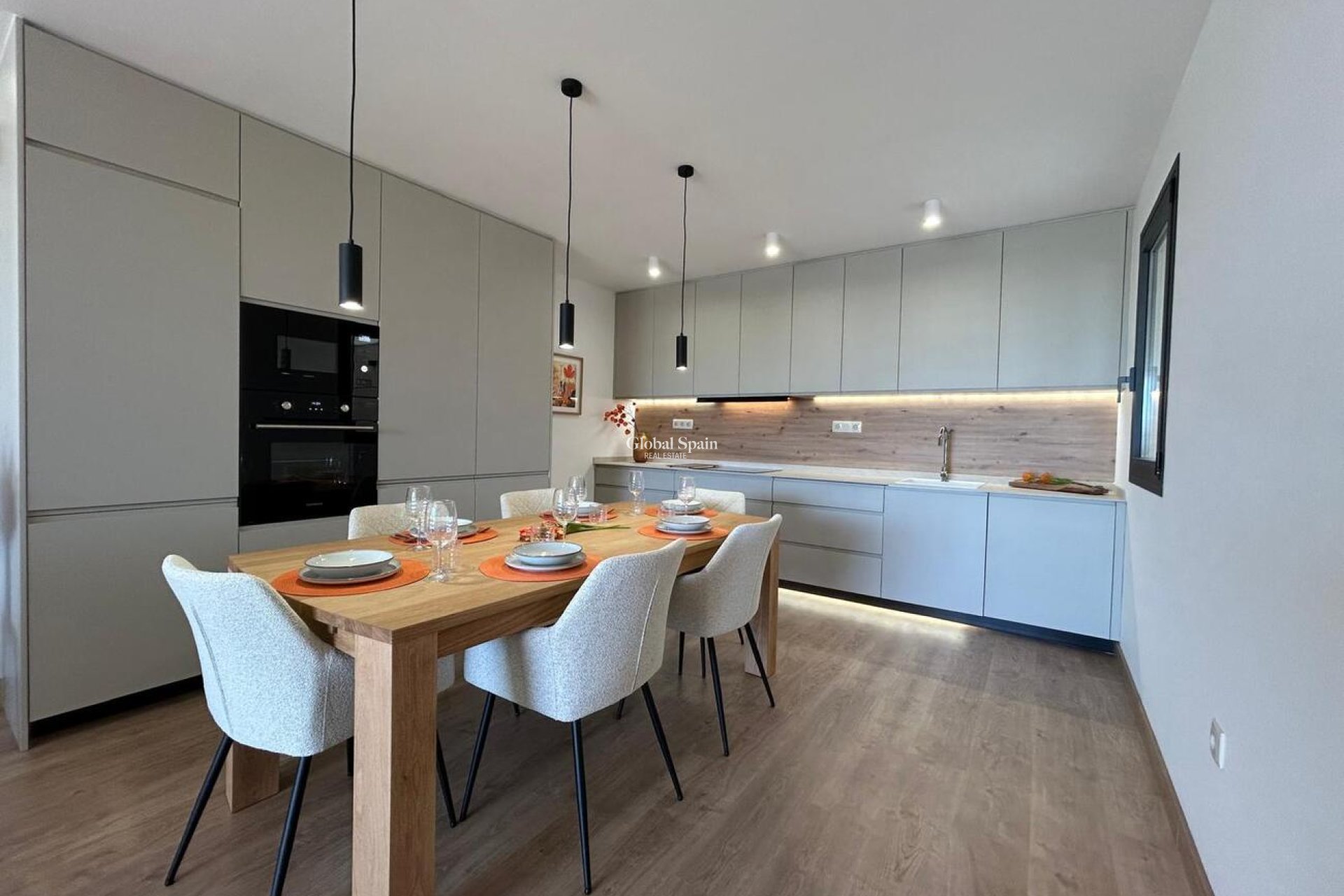 Venta - CASA -
DOLORES - Costa Blanca