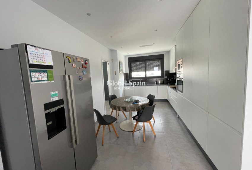 Venta - CASA -
DOLORES - Costa Blanca