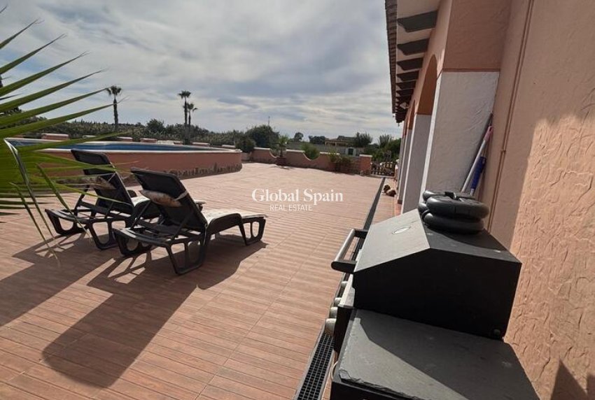 Venta - CASA -
DOLORES - Costa Blanca