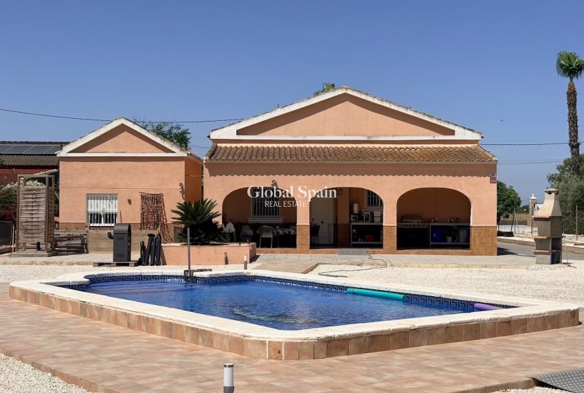 Venta - CASA -
DOLORES - Costa Blanca