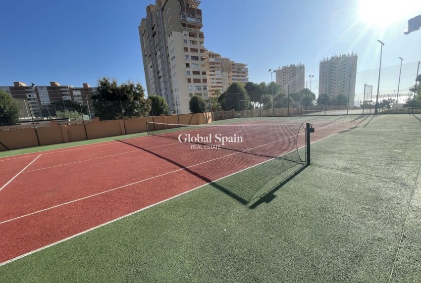 Venta - CASA -
EL CAMPELLO - Costa Blanca