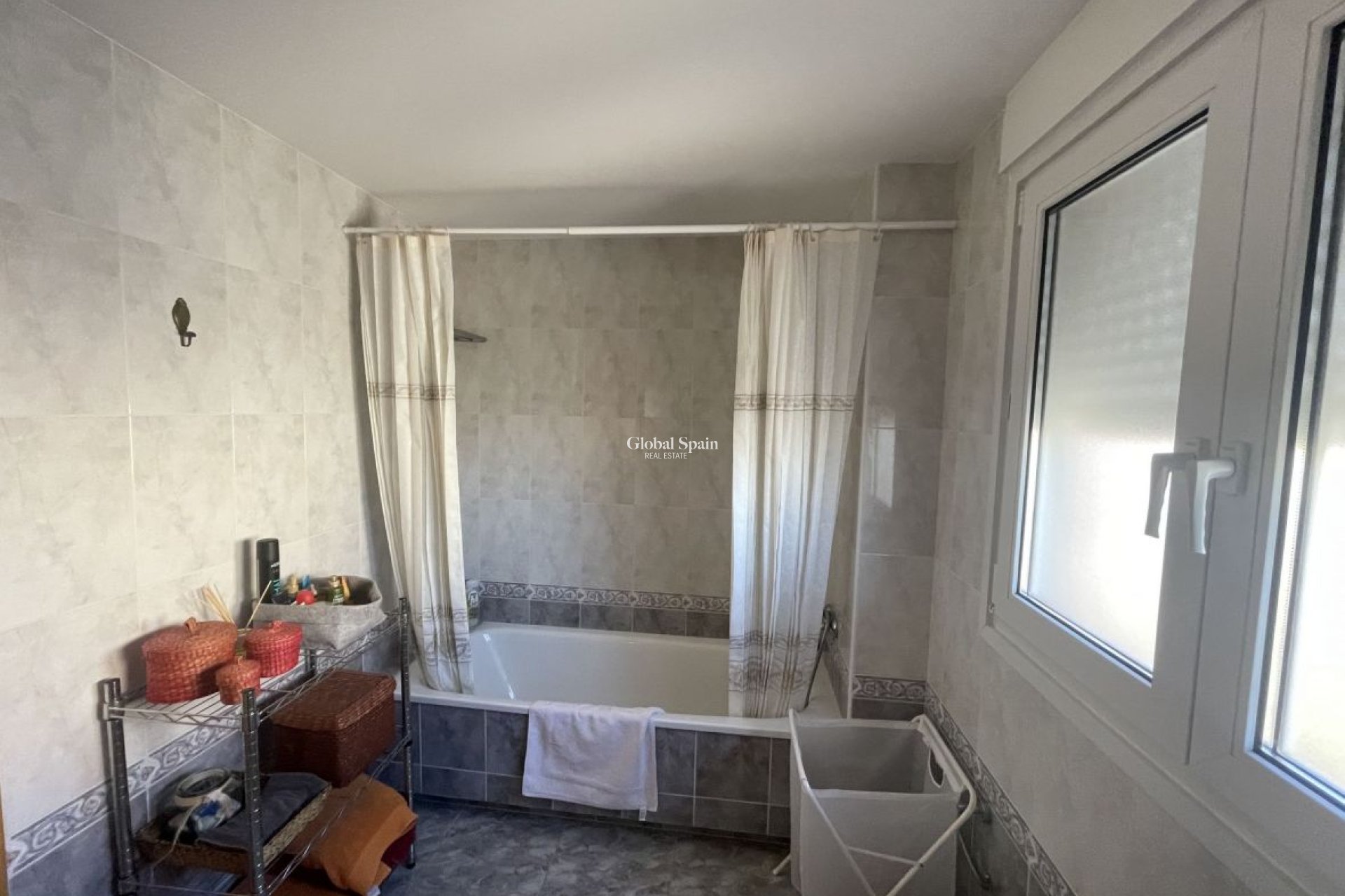 Venta - CASA -
EL CAMPELLO - Costa Blanca