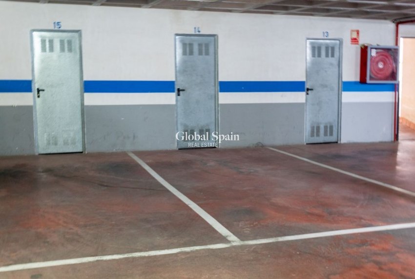 Venta - CASA -
EL CAMPELLO - Costa Blanca