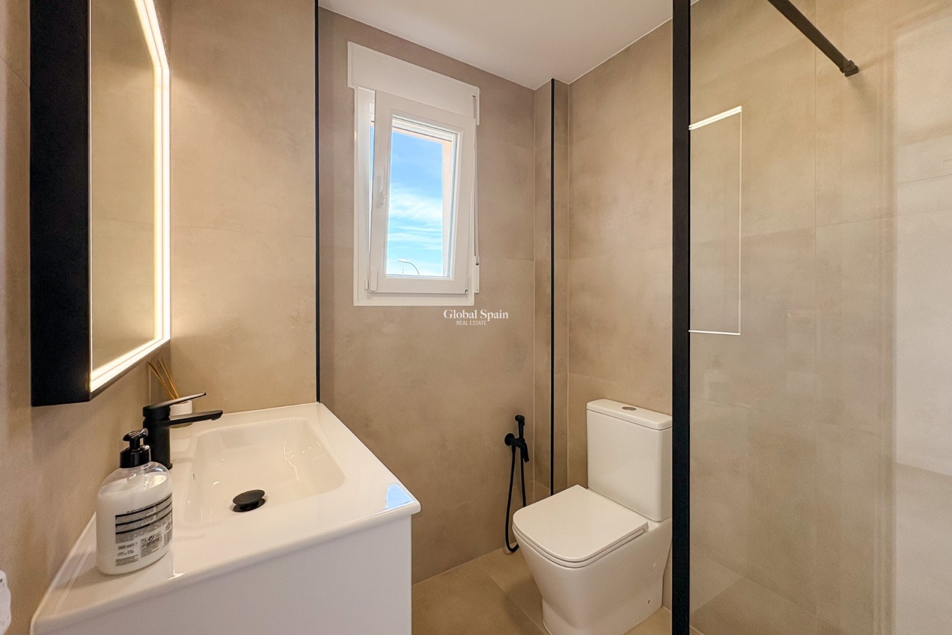 Venta - CASA -
EL CAMPELLO - Pueblo Acantilado - Venta Lanuza