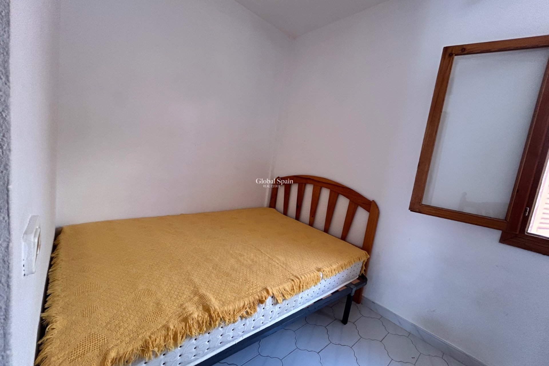 Venta - CASA -
EL CHAPARRAL - Inland