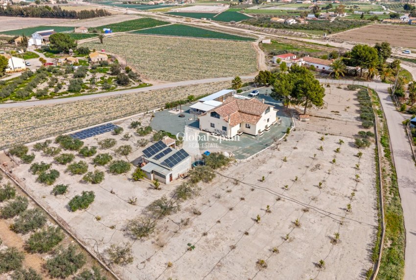 Venta - CASA -
EL ESPARRAGAL - Inland