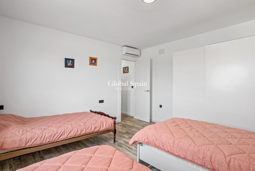 Venta - CASA -
EL ESPARRAGAL - Inland