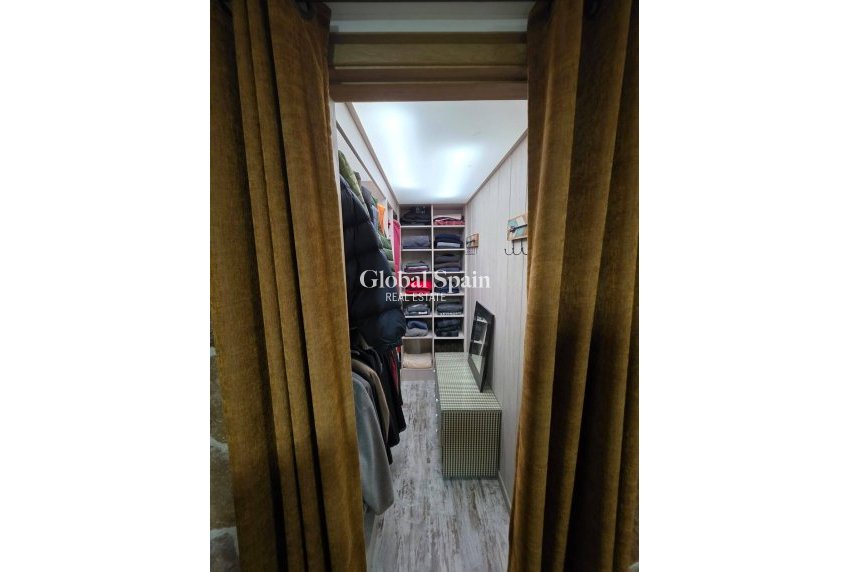 Venta - CASA -
EL PALMAR - Zona Centro