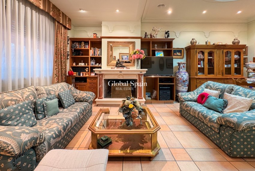 Venta - CASA -
ELCHE - Altzabares Alto