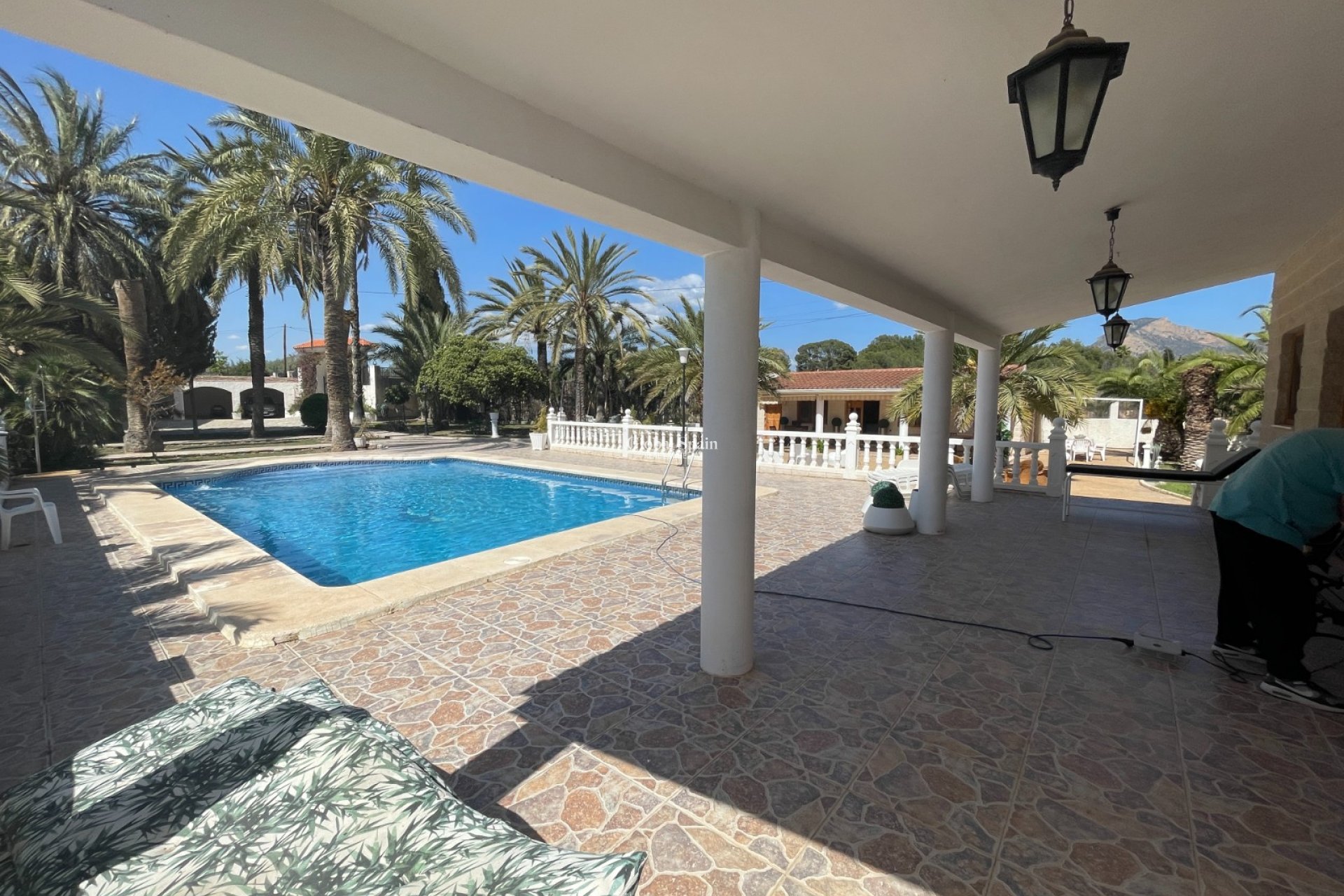 Venta - CASA -
ELDA - Inland