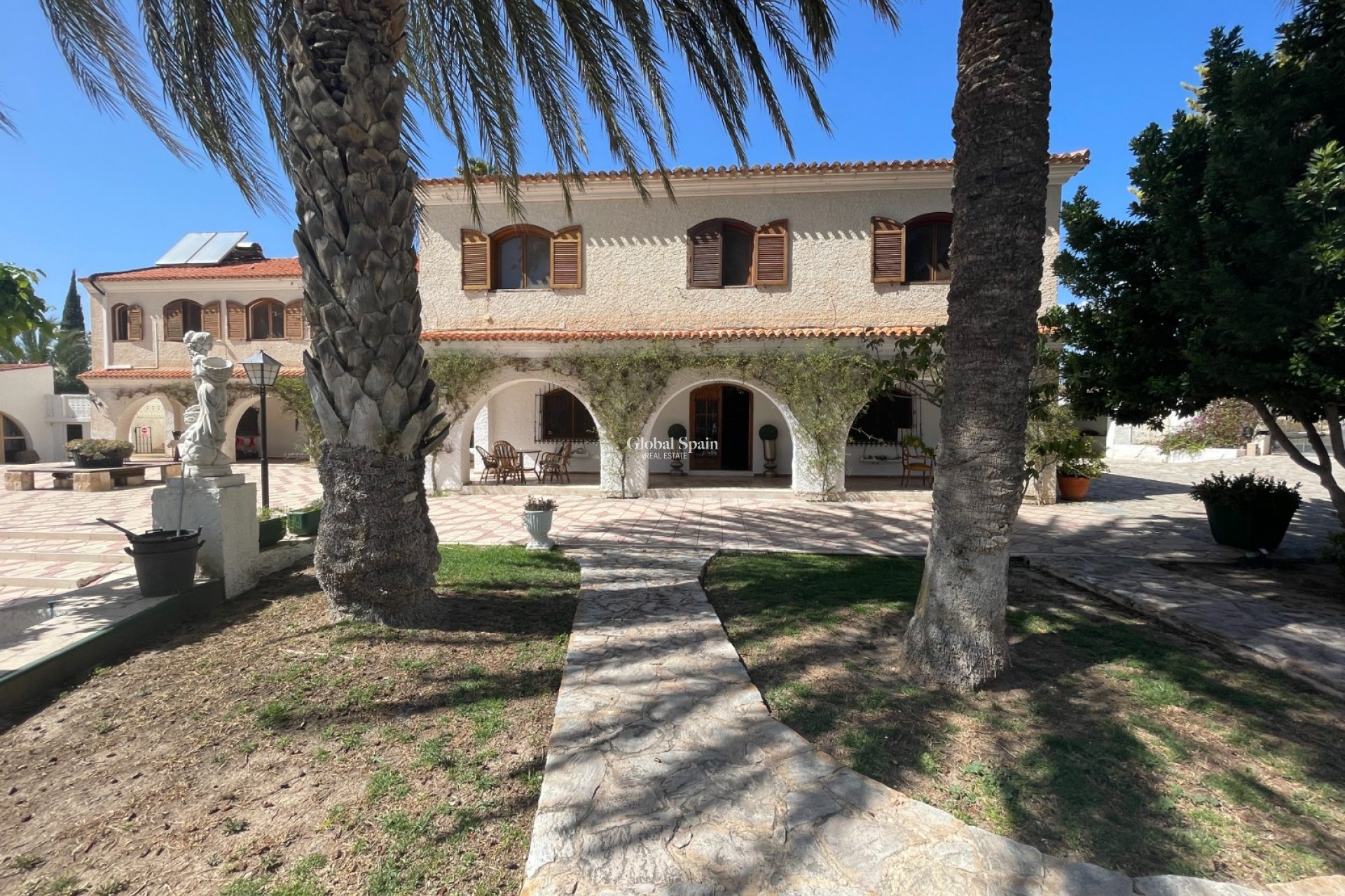 Venta - CASA -
ELDA - Inland