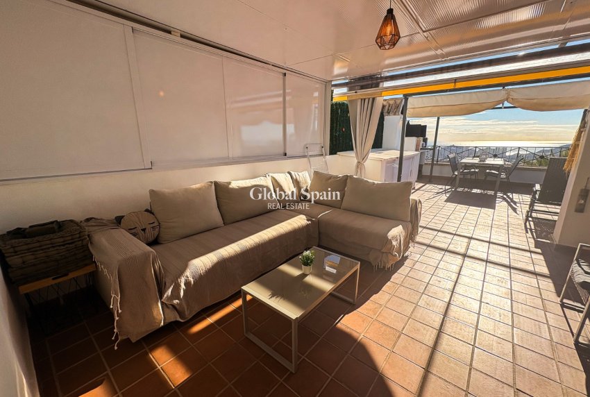 Venta - CASA -
FINESTRAT