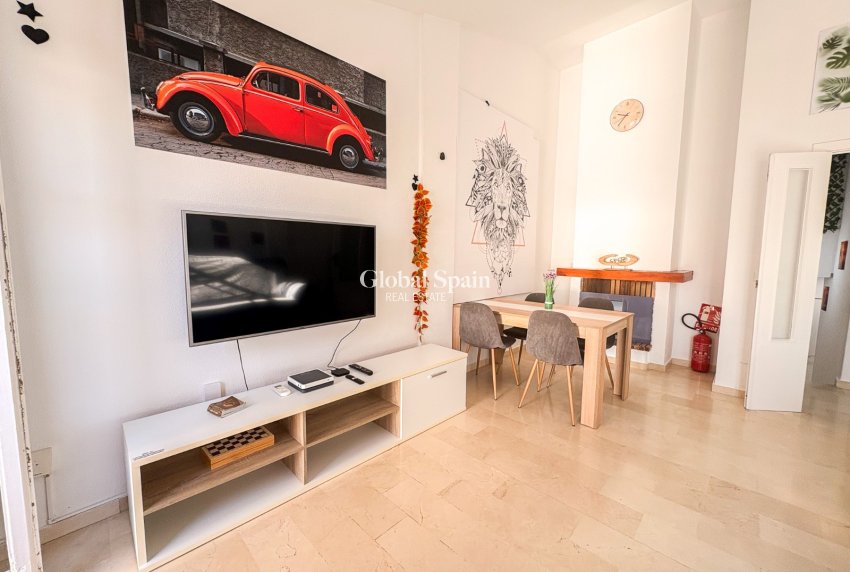 Venta - CASA -
FINESTRAT