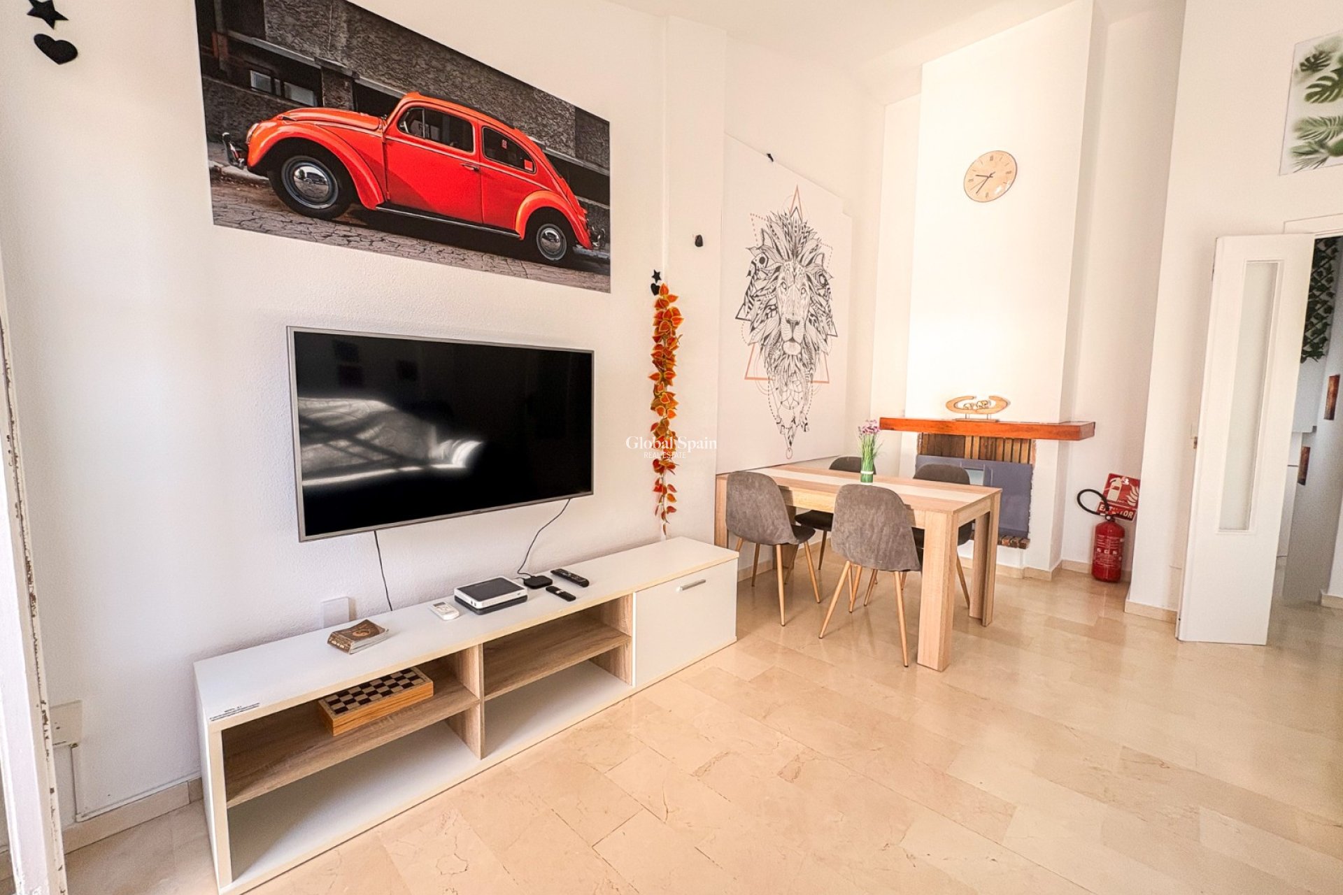 Venta - CASA -
FINESTRAT