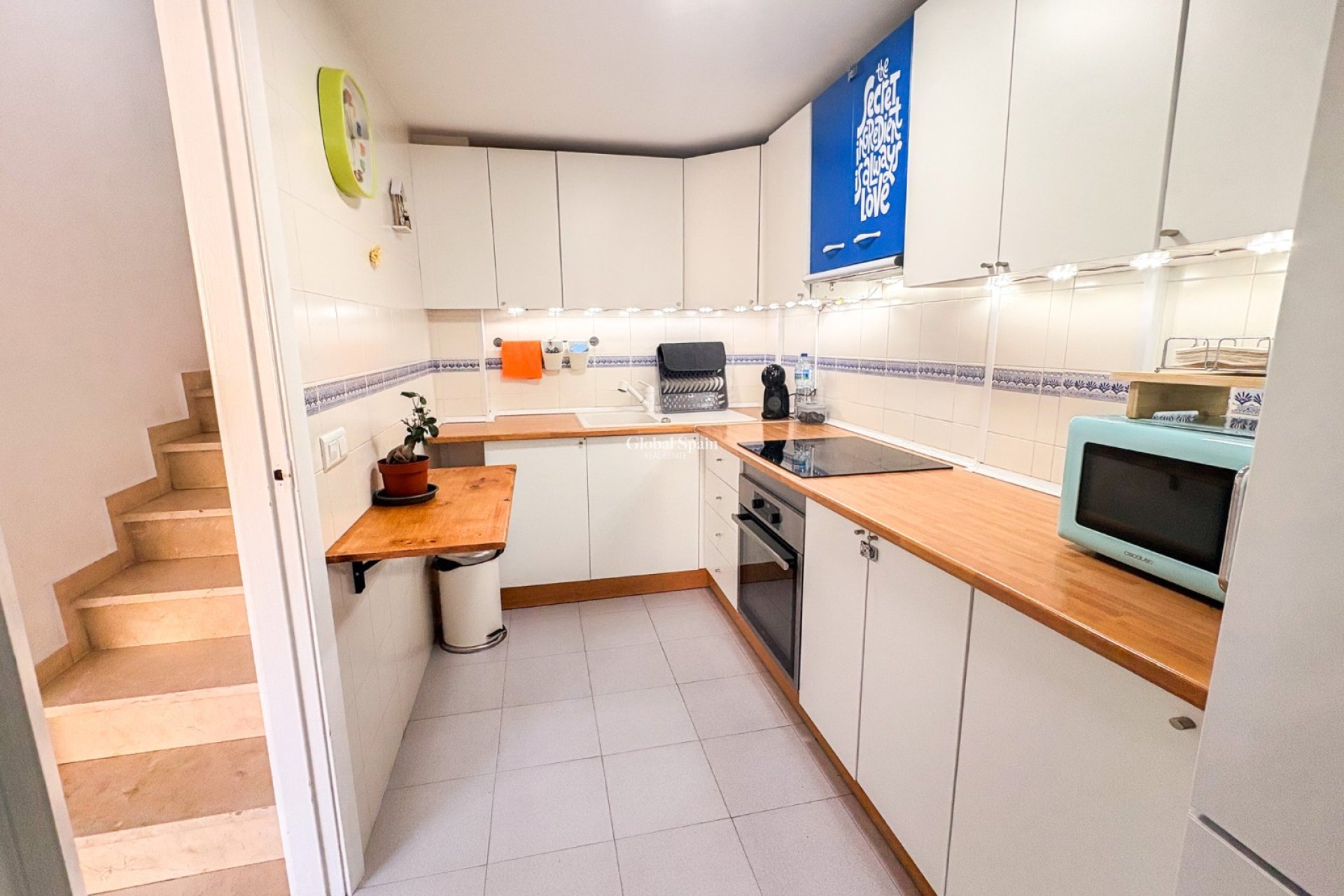 Venta - CASA -
FINESTRAT