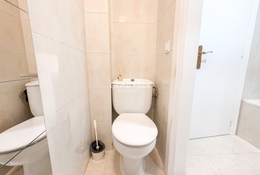 Venta - CASA -
FINESTRAT