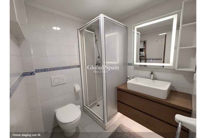 Venta - CASA -
FINESTRAT