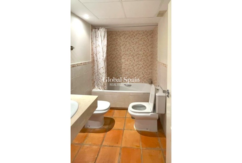 Venta - Casa -
FINESTRAT